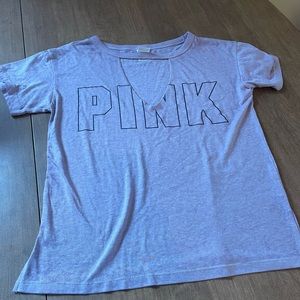 Open neck VS tshirt
